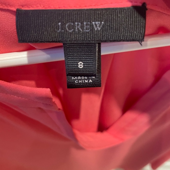 Light weight, soft, sleeveless top. Great summer colour - Picture 3 of 3